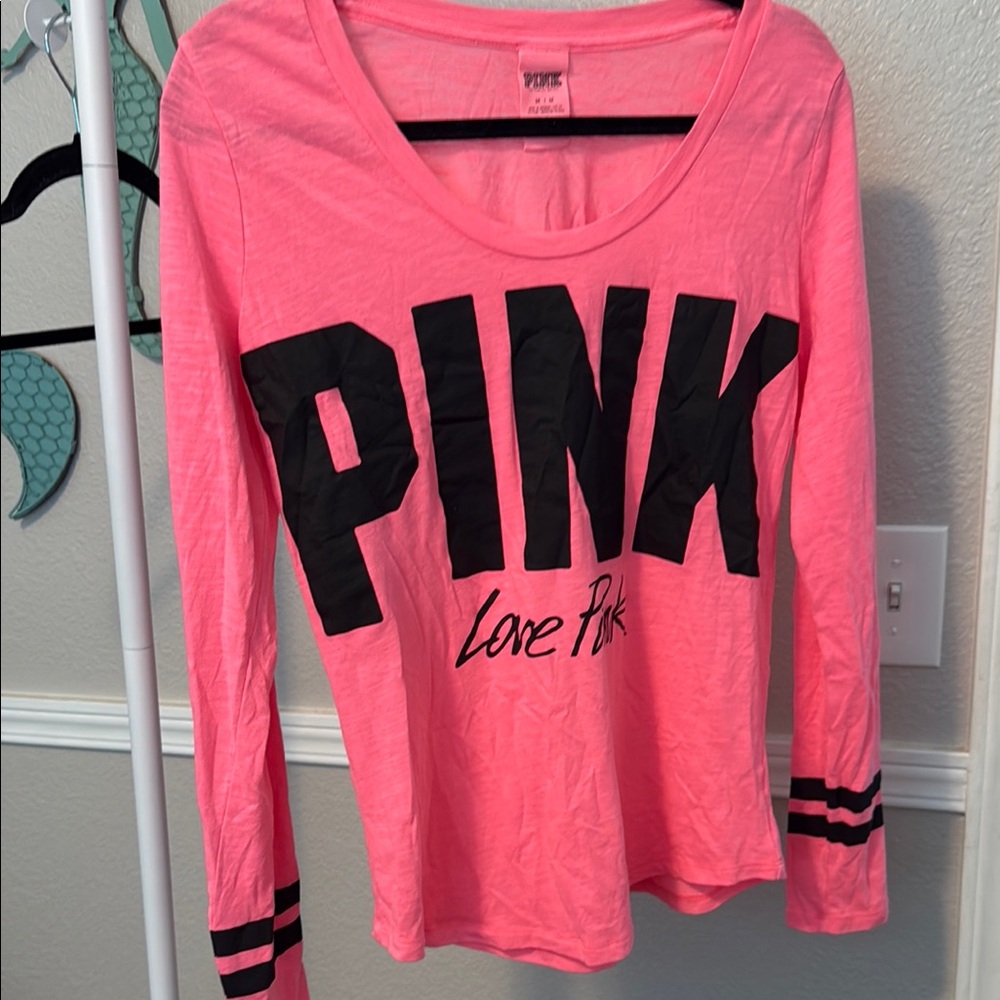 Victoria's Secret Pink Graphic Long Sleeve Tee